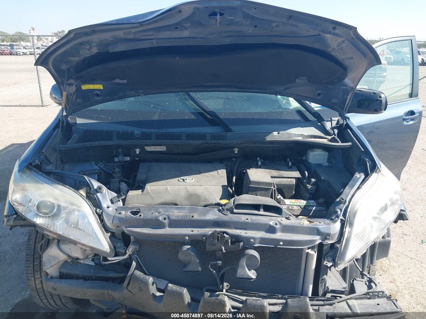 TOYOTA SIENNA - zdjęcie 10