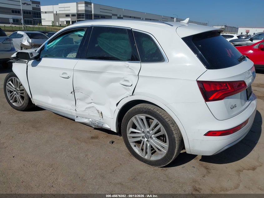 AUDI Q5 - zdjęcie 3
