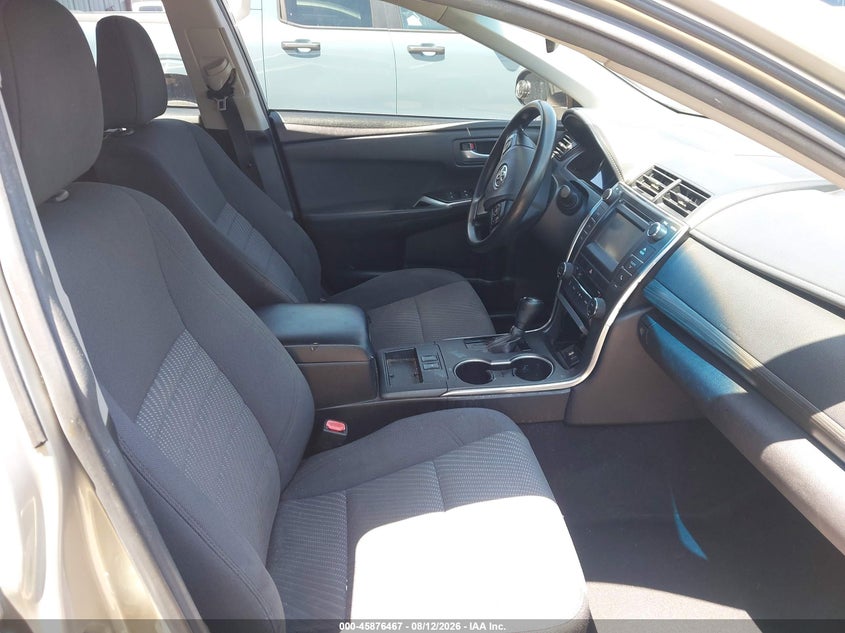 TOYOTA CAMRY HYBRID - zdjęcie 5