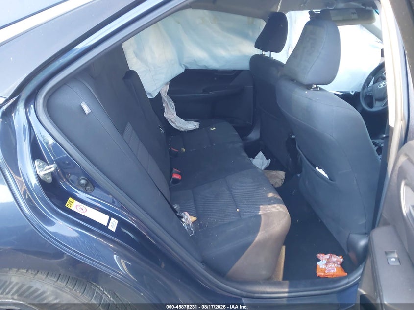 TOYOTA CAMRY - zdjęcie 8