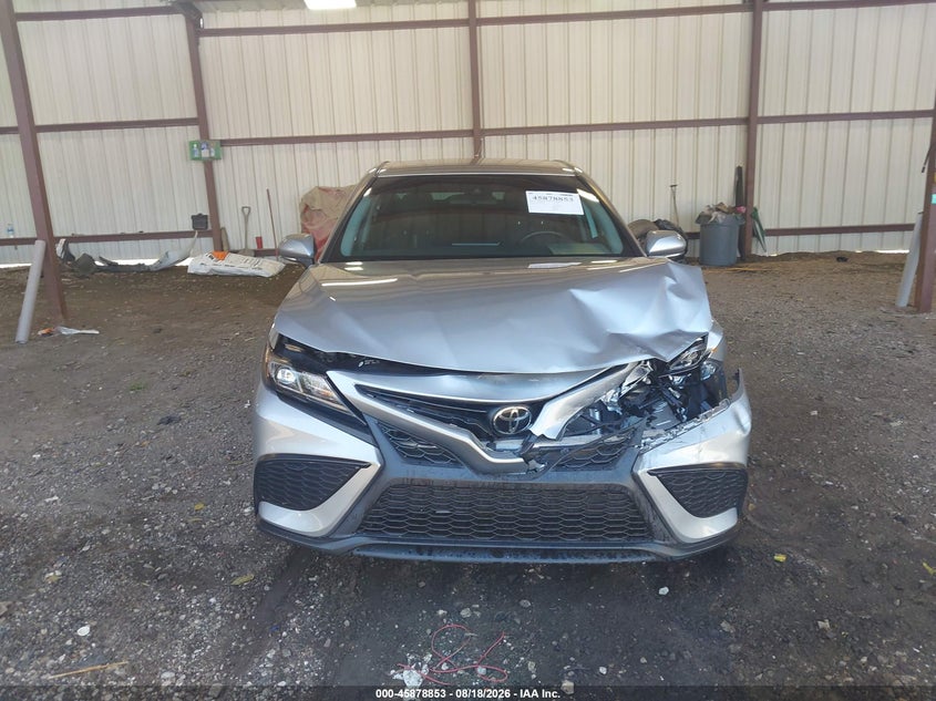 TOYOTA CAMRY - zdjęcie 12