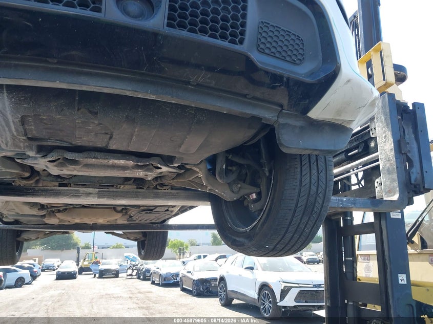 JEEP GRAND CHEROKEE - zdjęcie 18
