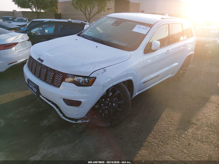 JEEP GRAND CHEROKEE - zdjęcie 2