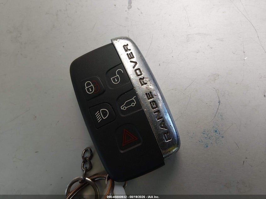 LAND ROVER RANGE ROVER VELAR - zdjęcie 11