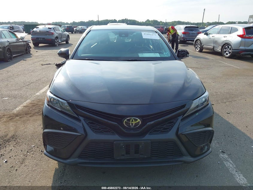 TOYOTA CAMRY - zdjęcie 12