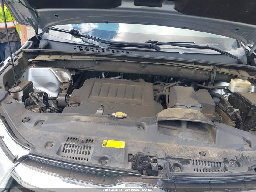TOYOTA HIGHLANDER - zdjęcie 10