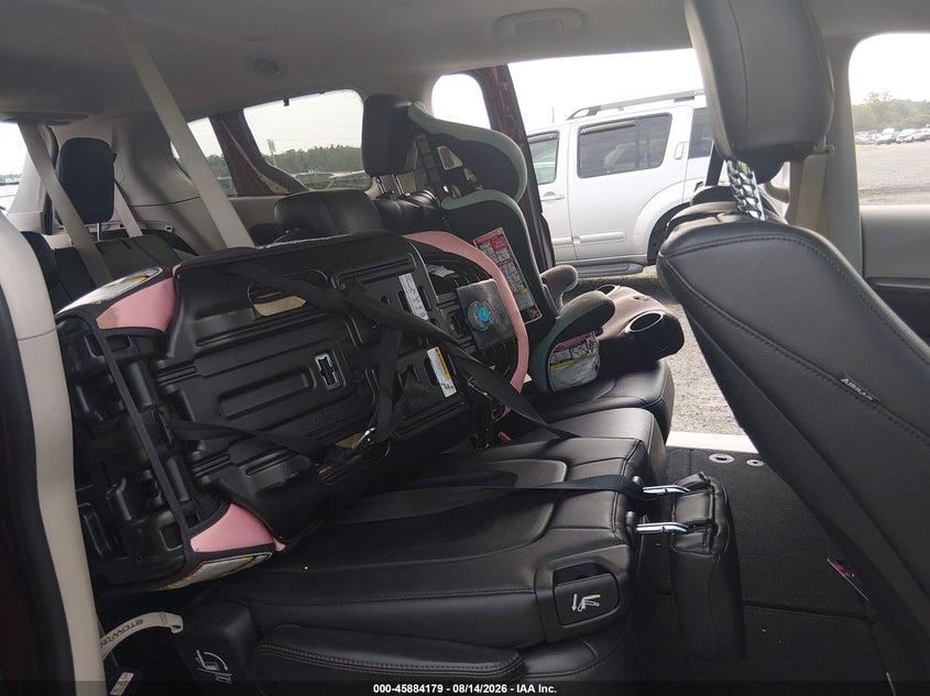 CHRYSLER PACIFICA - zdjęcie 8
