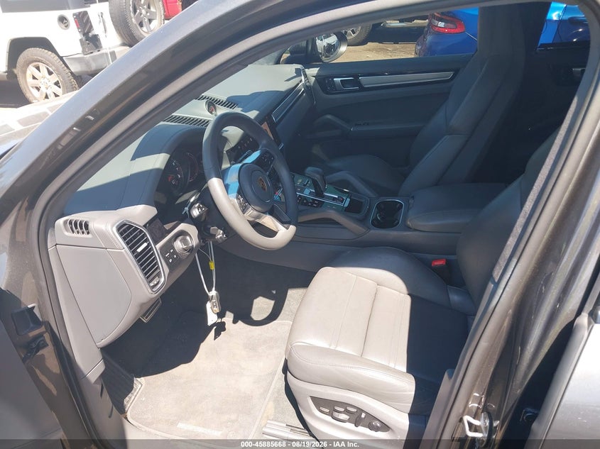 PORSCHE CAYENNE - zdjęcie 5