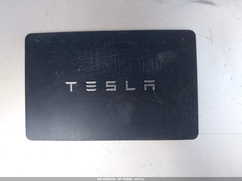 TESLA MODEL Y - zdjęcie 11