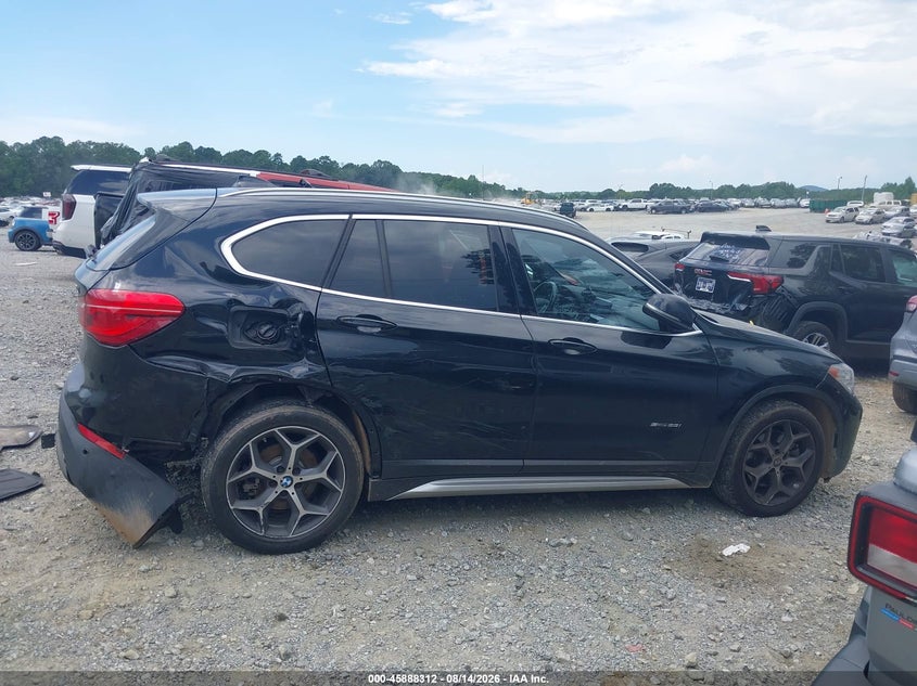 BMW X1 - zdjęcie 13