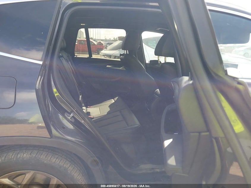BMW X3 - zdjęcie 8
