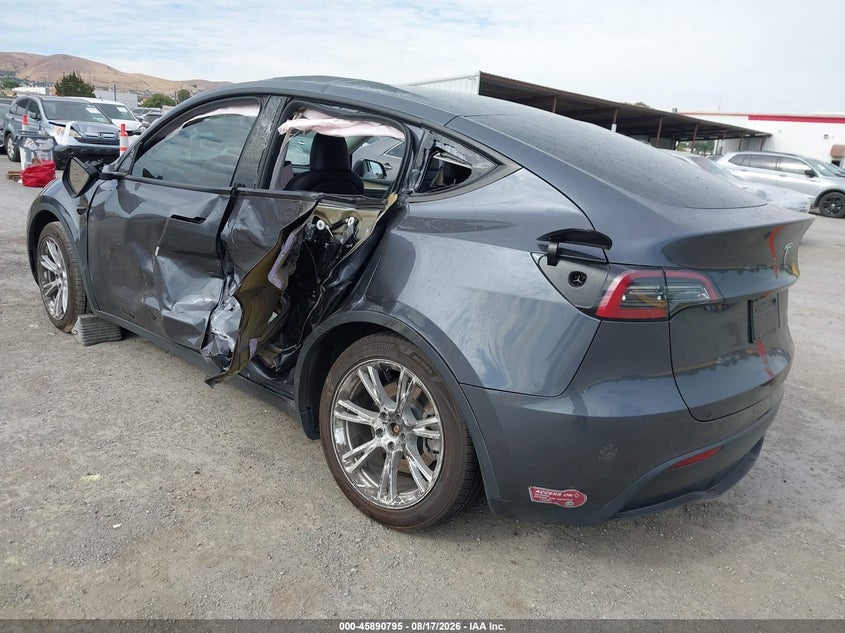 TESLA MODEL Y - zdjęcie 3