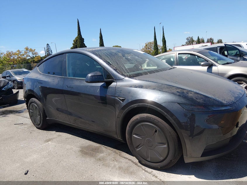 TESLA MODEL Y - zdjęcie 15
