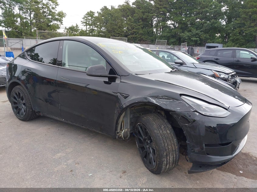 TESLA MODEL Y - zdjęcie 6