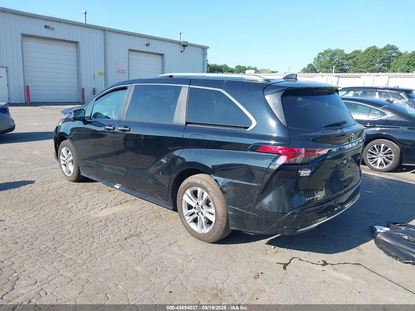 TOYOTA SIENNA - zdjęcie 3