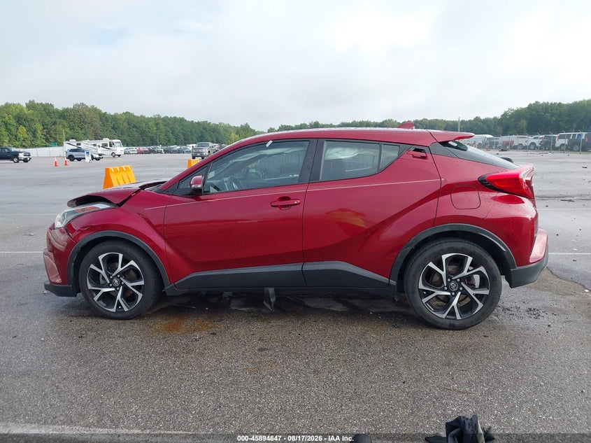 TOYOTA C-HR - zdjęcie 15