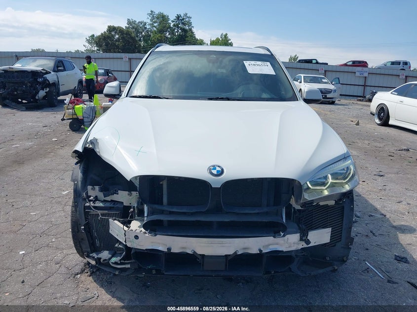 BMW X5 - zdjęcie 13