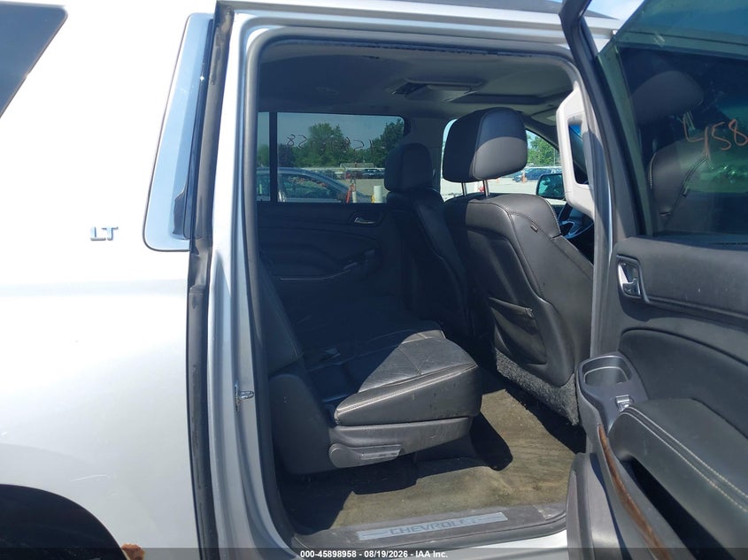 CHEVROLET SUBURBAN - zdjęcie 8