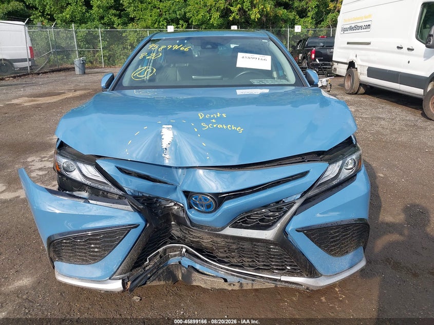 TOYOTA CAMRY - zdjęcie 11
