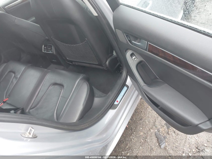 AUDI A4 - zdjęcie 8