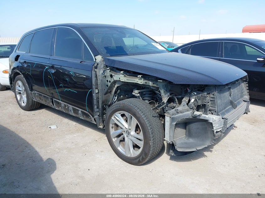 AUDI Q7 - zdjęcie 1
