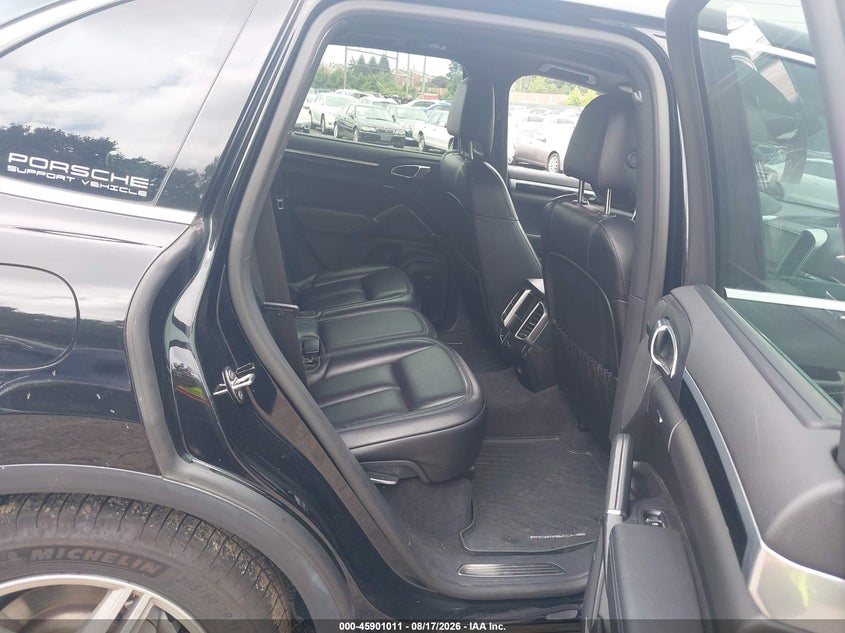 PORSCHE CAYENNE - zdjęcie 8