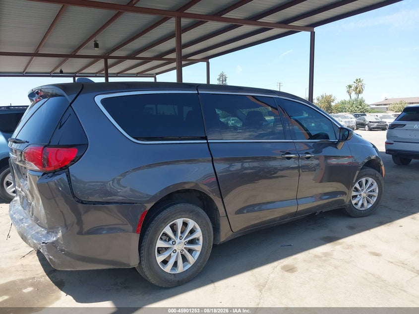 CHRYSLER PACIFICA - zdjęcie 13