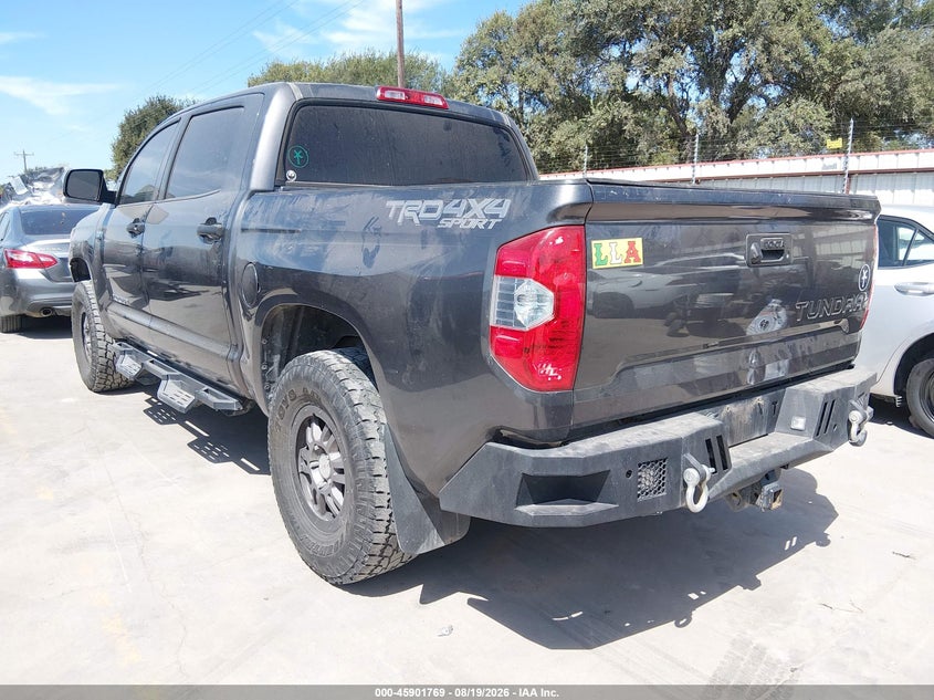 TOYOTA TUNDRA - zdjęcie 3