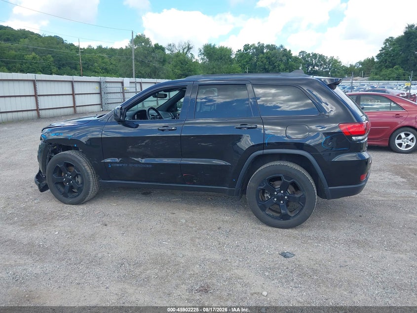 JEEP GRAND CHEROKEE - zdjęcie 15