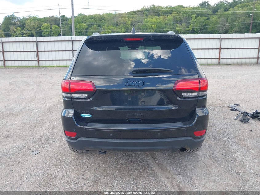 JEEP GRAND CHEROKEE - zdjęcie 17