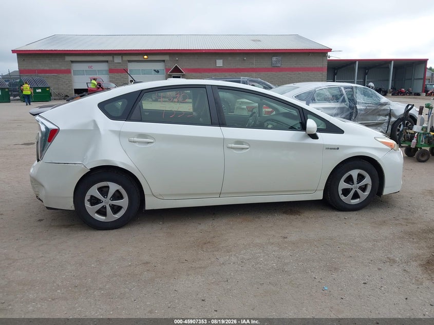 TOYOTA PRIUS - zdjęcie 13