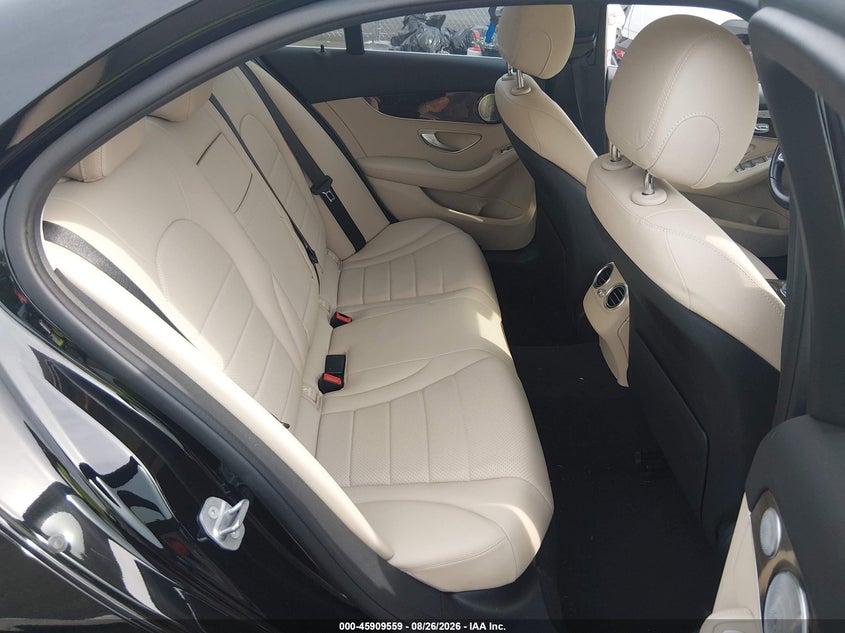 MERCEDES-BENZ C 300 - zdjęcie 8