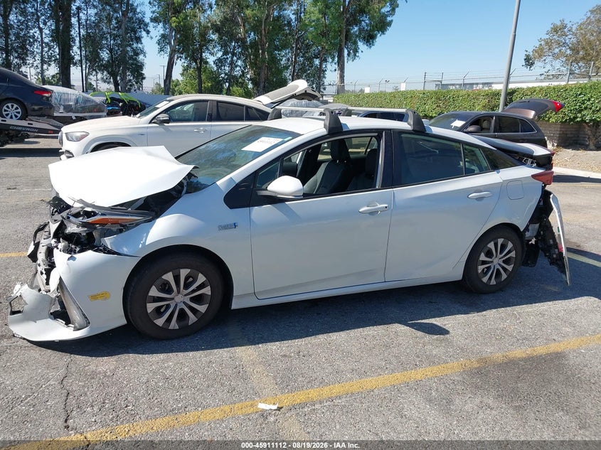 TOYOTA PRIUS PRIME - zdjęcie 17