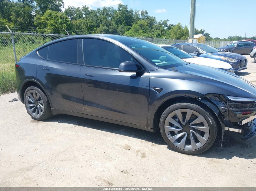TESLA MODEL Y - zdjęcie 14