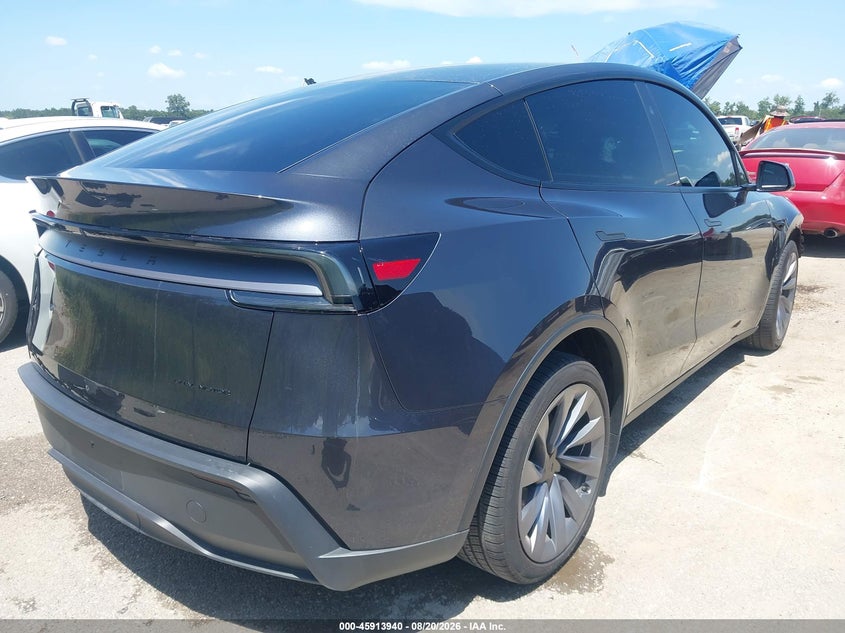 TESLA MODEL Y - zdjęcie 4