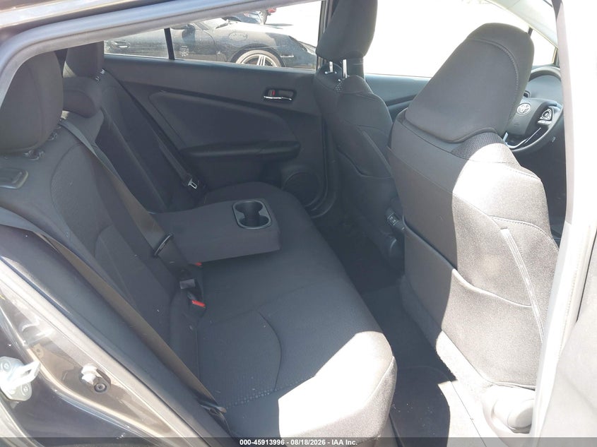 TOYOTA PRIUS - zdjęcie 8