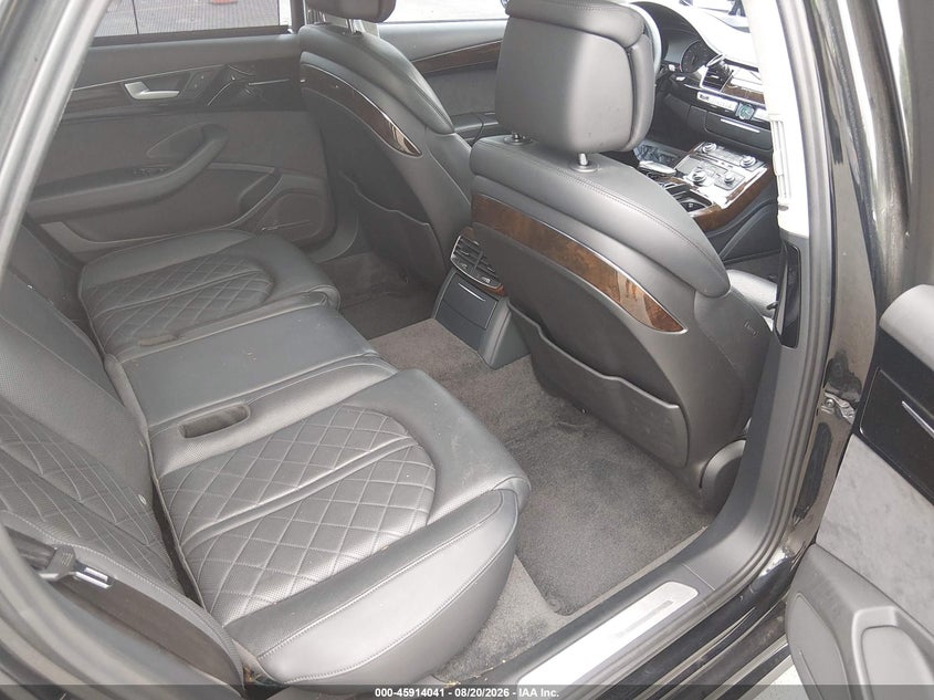 AUDI A8 L - zdjęcie 8