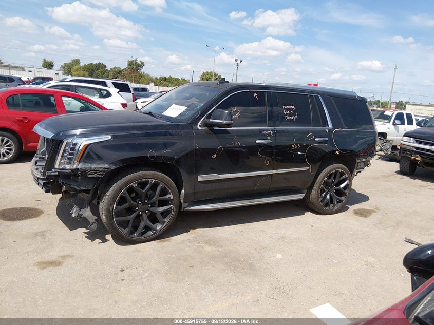 CADILLAC ESCALADE - zdjęcie 14
