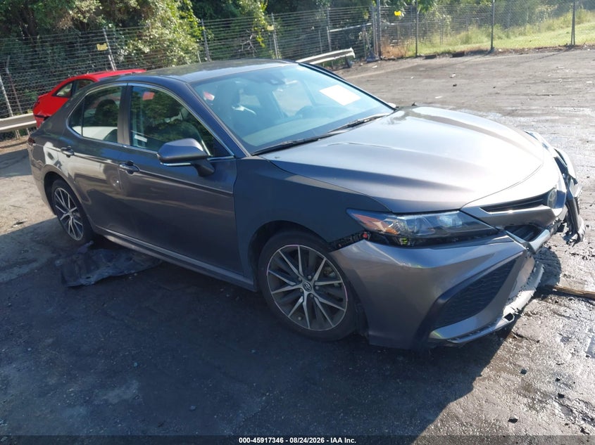 TOYOTA CAMRY - zdjęcie 1