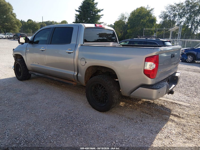 TOYOTA TUNDRA - zdjęcie 3