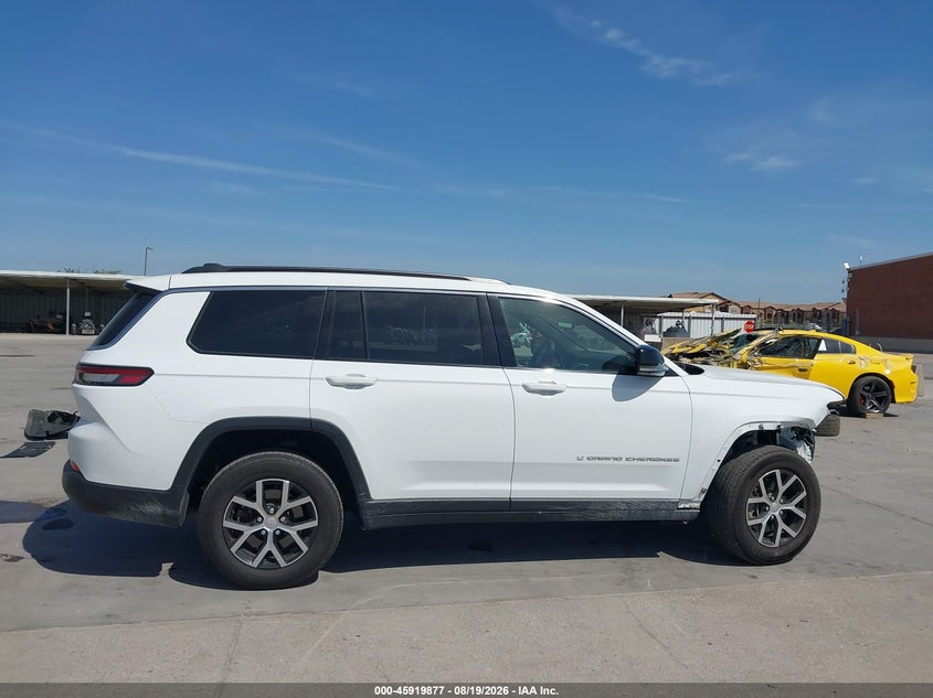 JEEP GRAND CHEROKEE L - zdjęcie 14
