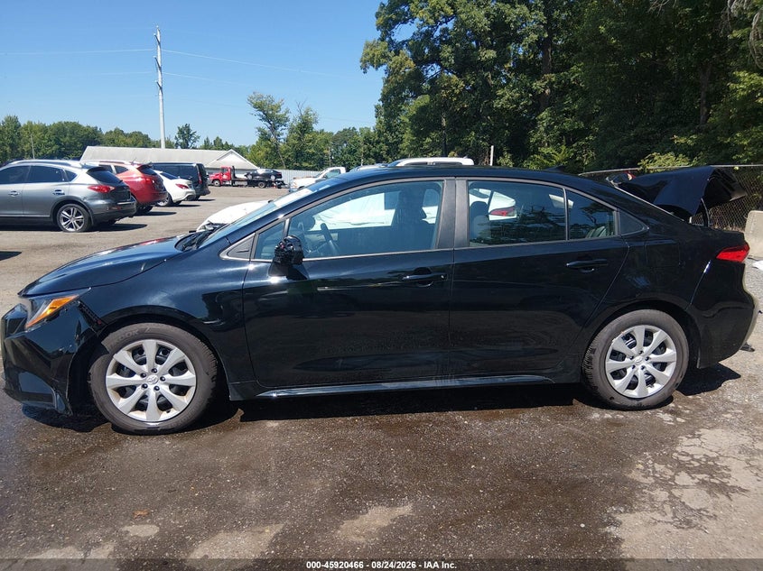 TOYOTA COROLLA - zdjęcie 14