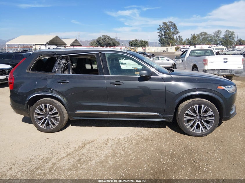 VOLVO XC90 RECHARGE PLUG-IN HYBRID - zdjęcie 13