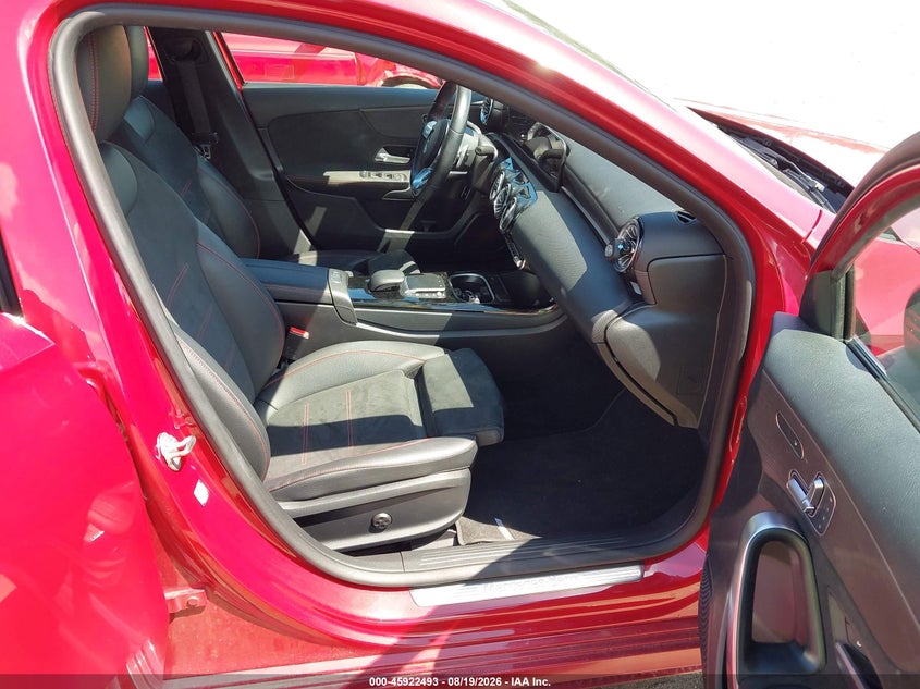 MERCEDES-BENZ A 220 - zdjęcie 5