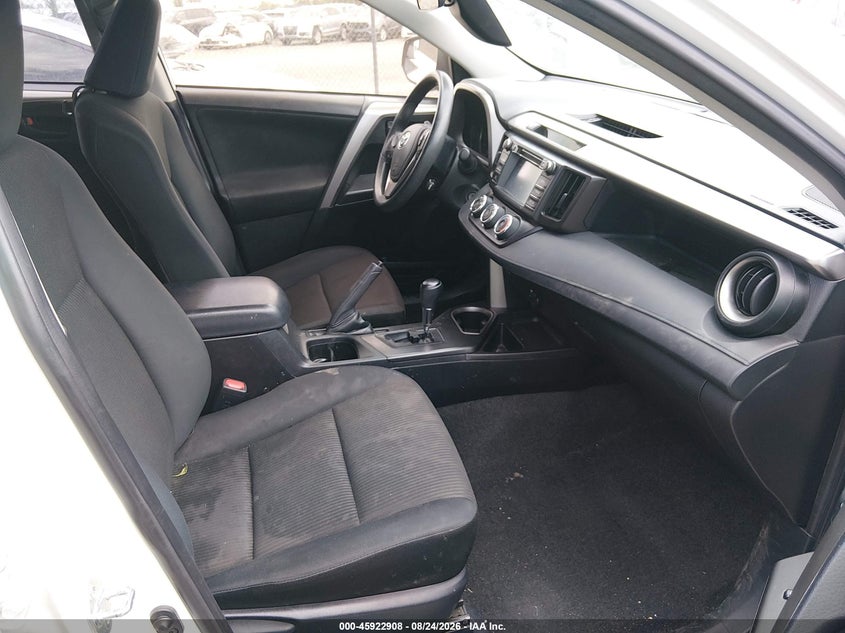 TOYOTA RAV4 - zdjęcie 5