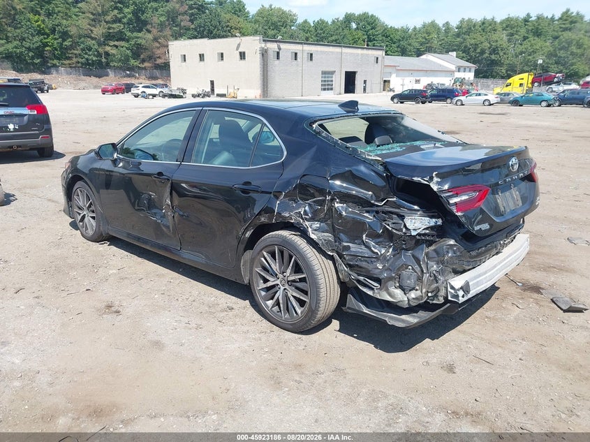 TOYOTA CAMRY - zdjęcie 6