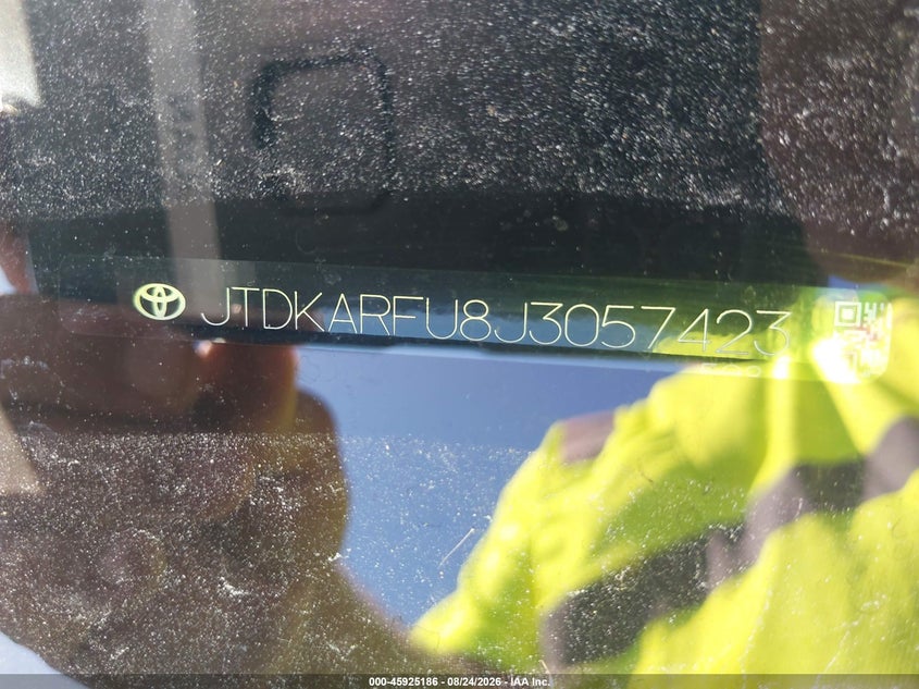 TOYOTA PRIUS - zdjęcie 17