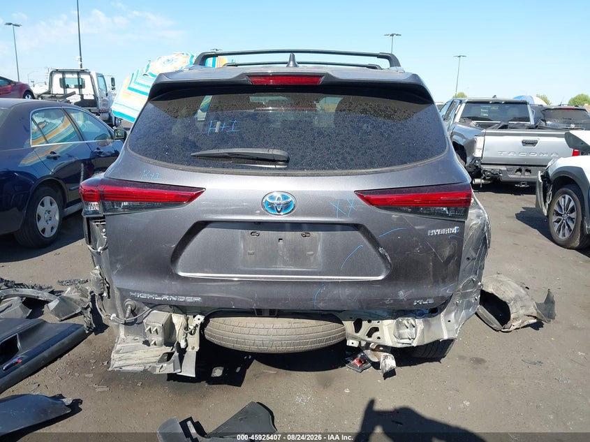 TOYOTA HIGHLANDER - zdjęcie 17
