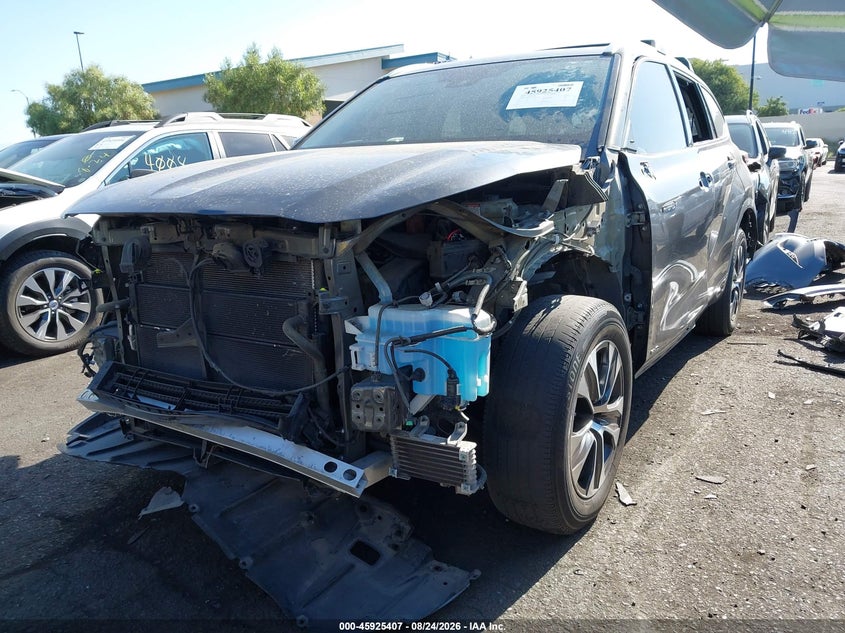 TOYOTA HIGHLANDER - zdjęcie 2