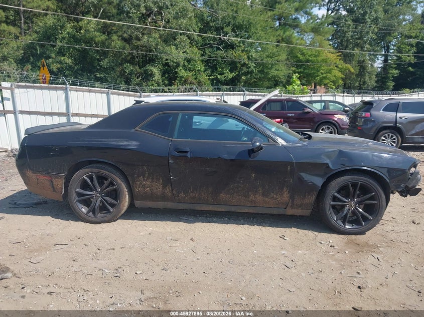 DODGE CHALLENGER - zdjęcie 13